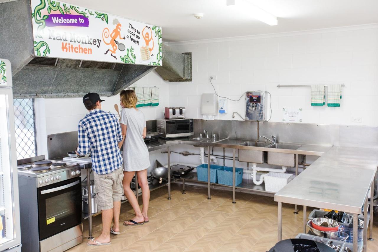 Mad Monkey Waterfront Hostel Cairns Ngoại thất bức ảnh